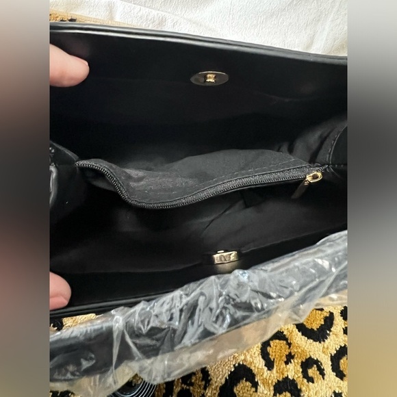 New AOTA‎ All of the Above Elena Bucket bag in black. Retails for $188. - Picture 3 of 8